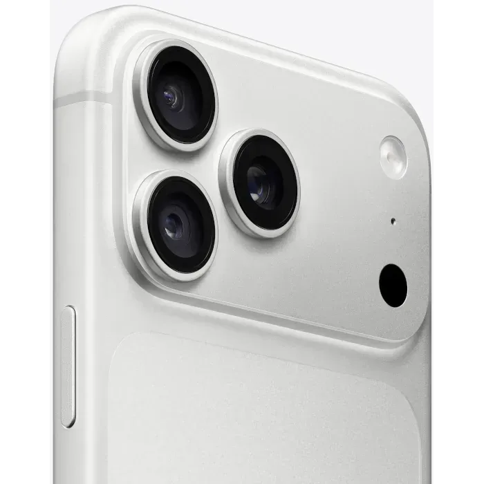 Apple iPhone 18 Pro Max in Silver, close-up of the three 48MP cameras, flash and LiDAR Scanner